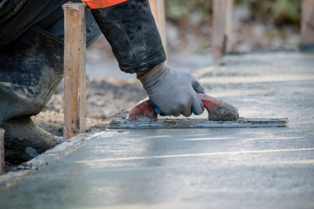 Best Commercial Concrete Contractor  in Lifornia City, CA